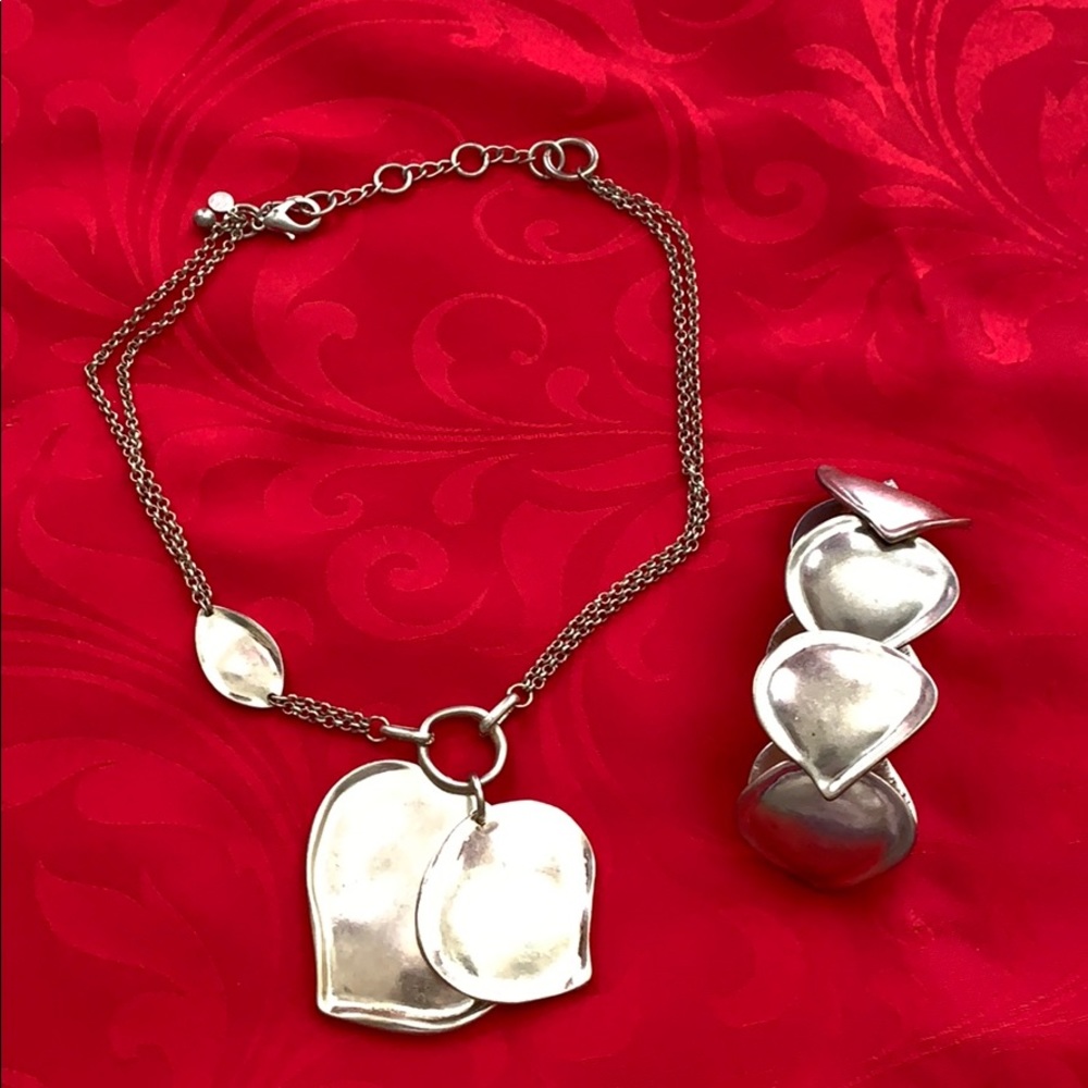 Chico’s necklace and bracelet set.
